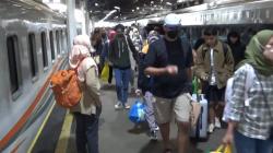 17.000 Pemudik Kembali ke Kota Bandung via Stasiun Kiaracondong<