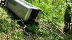 Elf Terjun ke Jurang di Rongga KBB Bawa Wisatawan Lokal Hendak ke Curug Melela<