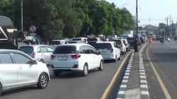 Dampak One Way Arus Balik, Lalin di GT Cikampek Lama ke Pantura Purwakarta Macet<