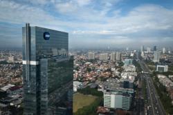 AKR Corporindo Bukukan Laba Bersih Rp595 Miliar di Kuartal I 2024, Turun 1,94 Persen