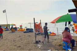 Selama Libur Lebaran, Jumlah Kunjungan Wisatawan di Pantai Widuri Pemalang Turun 