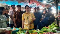 Wamendag Jerry Sambuaga Pantau Harga Bahan Pokok di Pasar Bahu Manado <