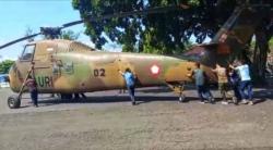 Pemandangan Unik, Proses Pemindahan Pesawat Koleksi Muspusdirla Jadi Tontonan Pengunjung 