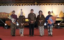  Cara Unik TNI AU Rayakan HUT ke-77, Gelar Wayang Kulit dan Ketoprak di Satu Alur Cerita<