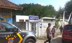 Warga Tutup Parkir karena Dianggap Pungli, Wisatawan Pantai Slili Kesulitan Titipkan Kendaraan