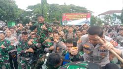 Launching Lagu di Karawang, Tentara dan Polisi Nyanyi Sinergistitas TNI dan Polri<