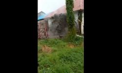 Detik-Detik Semburan Lumpur di Wajok Hilir Kalbar, Santri Panik Selamatkan Buku