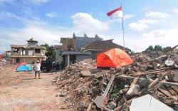 Rumah Digusur Imbas Tol Solo-Yogyakarta, Warga Klaten Bangun Tenda di Atas Puing