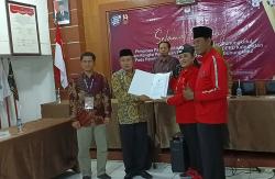 DPC PDIP Gunungkidul Daftarkan 45 Bacaleg ke KPU Bawa Kesenian Reog