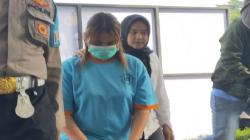 Bermodus Arisan, Tante Cantik Tipu Puluhan Korban di Cianjur hingga Rp10 Miliar<