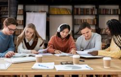 Pengertian Teks Inspiratif: Ciri, Struktur, Jenis dan Contohnya, Yuk Ketahui!