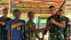 2 Mantan KKB Kembali ke Pangkuan NKRI, Serahkan Sepucuk Senjata Api ke Prajurit TNI