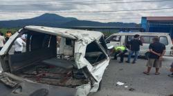 Kecelakaan Hari Ini di Taput, Angkot Ngebut hingga Terbalik, 8 Pelajar Luka