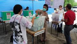 Pemilu Thailand 2023, Pertarungan Penguasa Dukungan Militer Melawan Partai Pro-Demokrasi