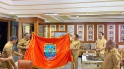 Provinsi Termuda, Bendera dan Lambang Pemprov Papua Barat Daya Diserahkan kepada Mendagri