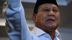 Quick Count Pilpres 2024 Unggul, Prabowo Sujud Syukur