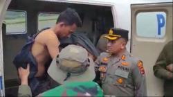 TNI Polri Evakuasi 4 Sandera KKB di Pegunungan Bintang, Dibantu Para Tokoh Masyarakat