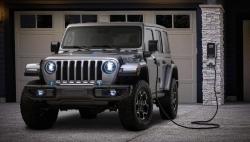 Jeep Wrangler Listrik Tak Akan Dirilis Dalam Waktu Dekat, Ini Alasannya