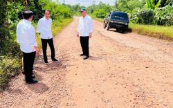 Usai Lampung, Jokowi Cek Jalan Rusak di Provinsi Jambi