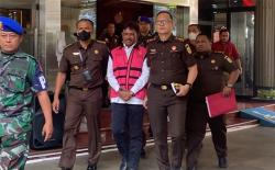 Penampakan Menkominfo Johnny G Plate Diborgol Pakai Rompi Tahanan Kejagung