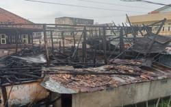 Kebakaran Hebat di Palembang, 2 Rumah dan 4 Warung Ludes