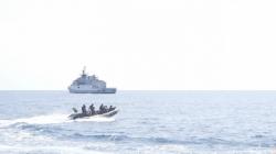 Gunakan Meriam 76 dan 20 MM, Kapal Perang TNI AL Hancurkan Kapal Asing di Perairan Natuna