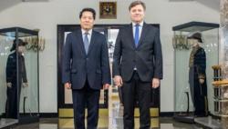 Polandia Minta China Desak Rusia Akhiri Invasi ke Ukraina