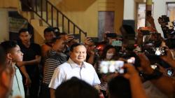 Prabowo Bertemu Relawan Jokowi di Solo Didampingi Gibran<