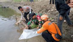   Tim Gabungan Kembali Temukan Potongan Tubuh Manusia di Aliran Sungai Bengawan Solo<