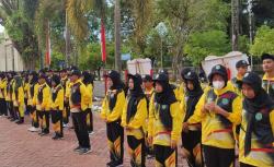 Pj Bupati Lepas Kontingen Hulu Sungai Utara ke POPDA Kalsel 2023<