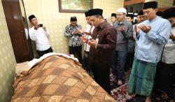Kabar Duka, Mantan Wakil Gubernur Jateng KH Achmad Meninggal Dunia