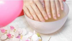 5 Cara Memutihkan Kuku yang Kuning, Aman dan Efektif Pakai Bahan Alami