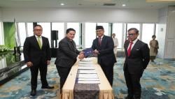 Erick Thohir Lantik Sekretaris Kementerian BUMN Termuda Sepanjang Sejarah, Rabin Hattari