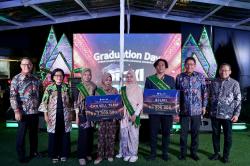 Graduation Day HoKi Season 2, Pegadaian-ISEI Dorong Bisnis Mahasiswa Mendunia