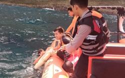 WNA Prancis Terjebak di Tebing Pantai Atuh Bali, Berenang lalu Kelelahan