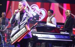Konser 45 Tahun Perjalanan, Fariz RM Nostalgia dengan Lagu Barcelona dan Sakura