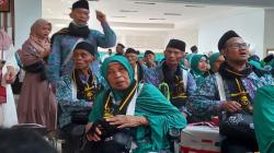 Arab Saudi Panas 50 Derajat, Bupati Hengki Imbau Calhaj KBB Jaga Kesehatan<