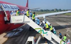 354 Jemaah Calon Haji Kloter Pertama Embarkasi Palembang Berangkat dari Bandara SMB II<