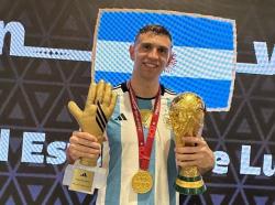 Emiliano Martinez Bela Argentina Vs Indonesia, Kiper Terbaik Dunia Akan Main di GBK Lagi