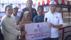 Yusuf Lakaseng Turun Langsung Bagikan Gerobak Gratis Partai Perindo di Parigi Moutong<