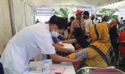 Ribuan Warga Antusias Ikuti Pengobatan Gratis Peringatan Tri Suci Waisak di Borobudur