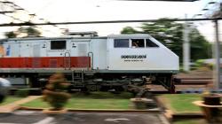 Laju KA Lebih Cepat Mulai 1 Juni 2023, Masyarakat Diimbau Lebih Hati-hati