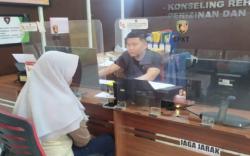    Nagih Utang Rp500.000, IRT di Palembang Malah Dianiaya Tetangga