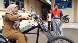 Keren Pisan, Siswa SMKN 1 Majalengka Ciptakan Sepeda Motor Listrik dari Barang Bekas<