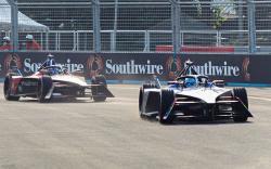 Pembalap Formula E Maximilian Gunther Tercepat di Latihan Bebas Jakarta E-Prix