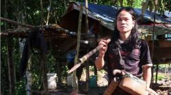 Kisah Punan Batu, Suku Pemburu Terakhir di Pulau Kalimantan yang Hidup Nomaden
