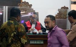 Sidang Praperadilan Keponakan Wamenkumham Ditunda