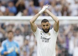 Emosional! Karim Benzema Teteskan Air Mata usai Cetak Gol Terakhir untuk Real Madrid