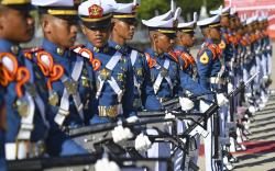 Penampilan Kolone Senapan Taruna Akademi Angkatan Laut