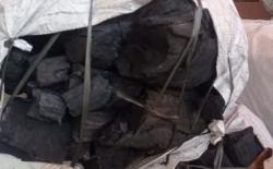 Permintaan Arang Kayu Meningkat Jelang Iduladha, 100 Karung Ludes 2 Pekan